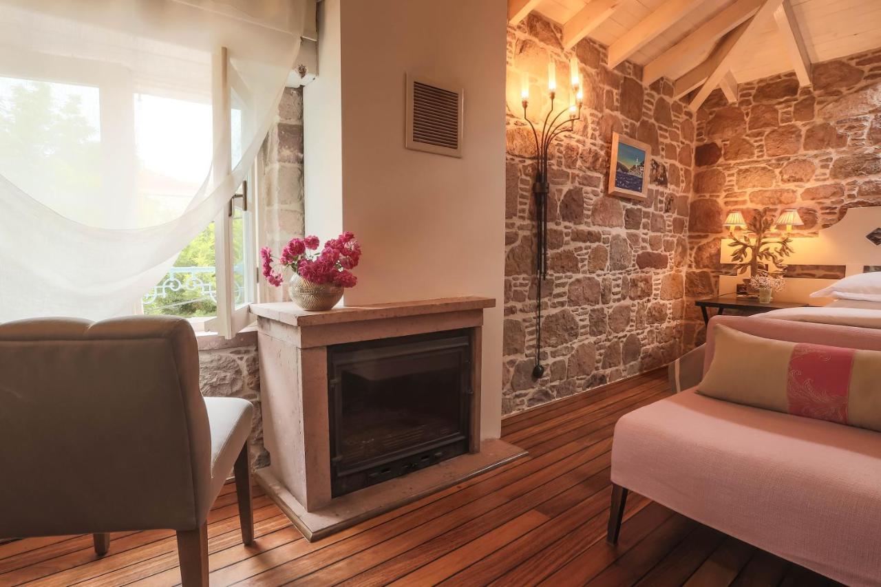 Cunda Lena Otel Ayvalı Exteriér fotografie